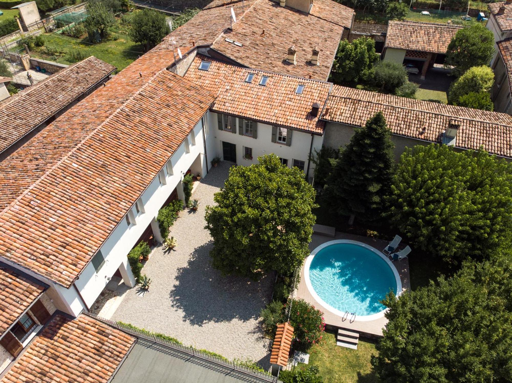 Corte Martinola Bed&Breakfast In Franciacorta 오메 외부 사진